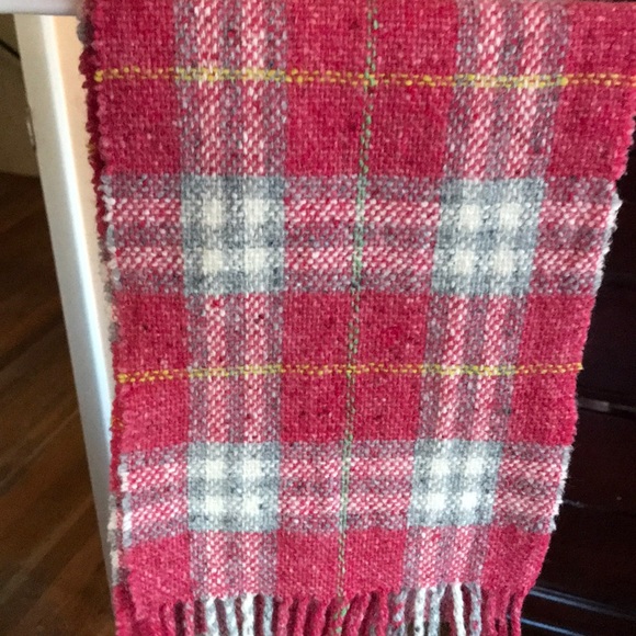 Burberry Scarf - Picture 3 of 4